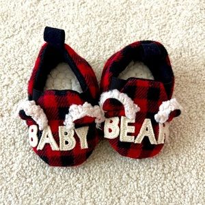 Baby Bear Slippers - size 0-3 month